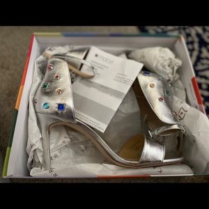 New! Katy Perry Silver Sandal